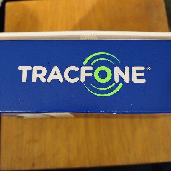 Tracfone LG Premier LTE Android Smartphone 5.3" Touchscreen 8 MP Camera -NEW - Picture 2 of 8